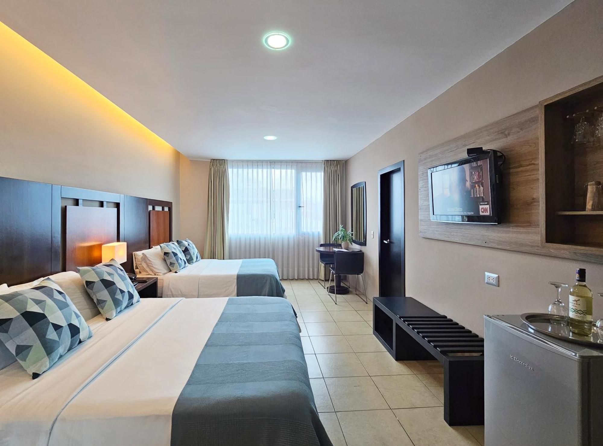 Hotel Perla Spondylus Манта Екстериор снимка