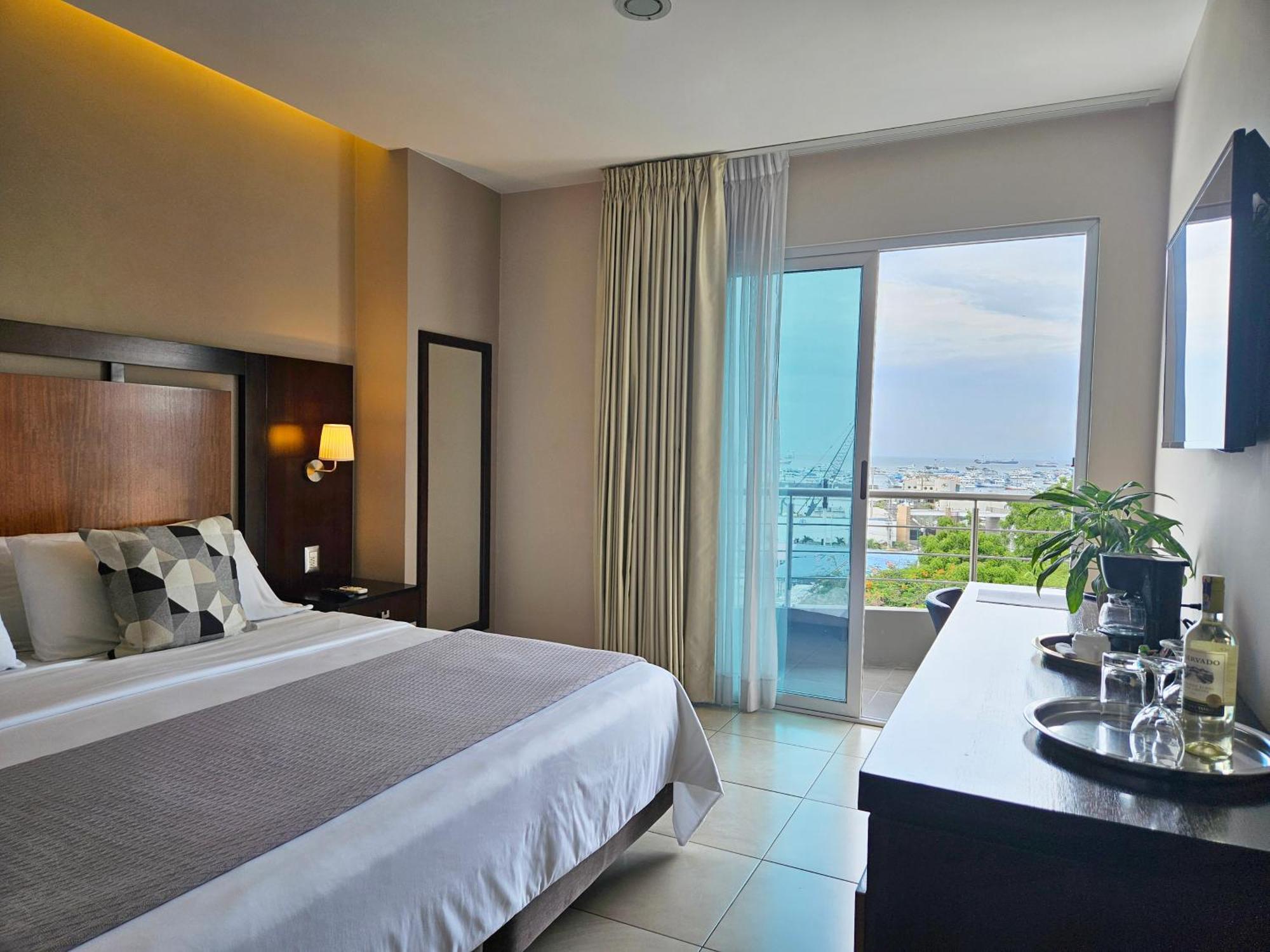 Hotel Perla Spondylus Манта Екстериор снимка