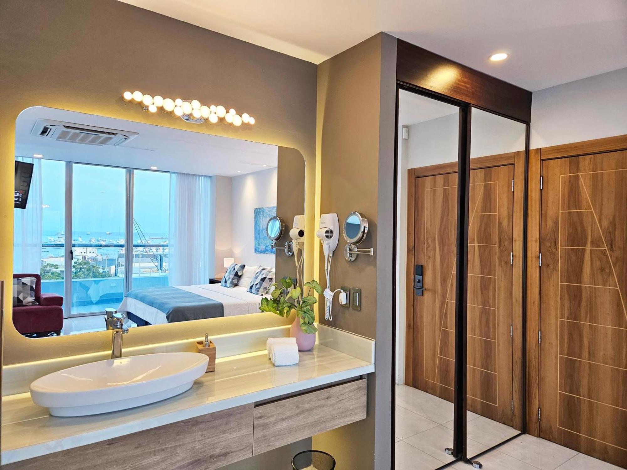 Hotel Perla Spondylus Манта Екстериор снимка